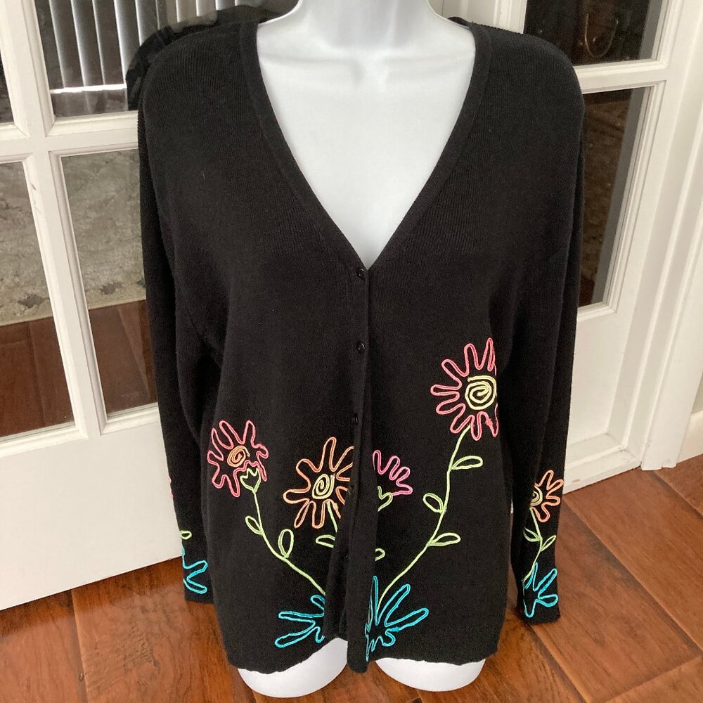 Mandal Bay Black Floral Embroidered Cardigan Sweater X Large